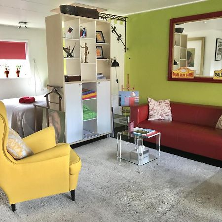 Bed and Breakfast De Fryske Wyn Ferwerd Esterno foto