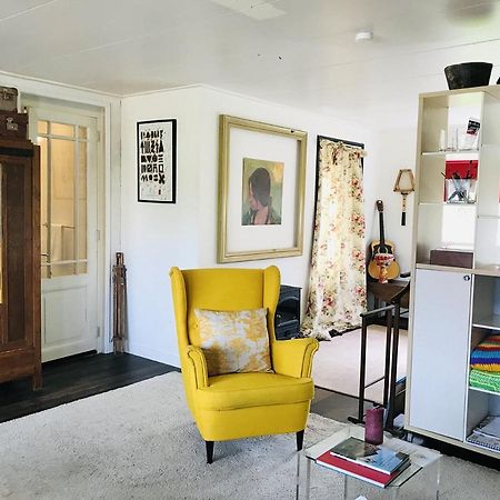 Bed and Breakfast De Fryske Wyn Ferwerd Esterno foto